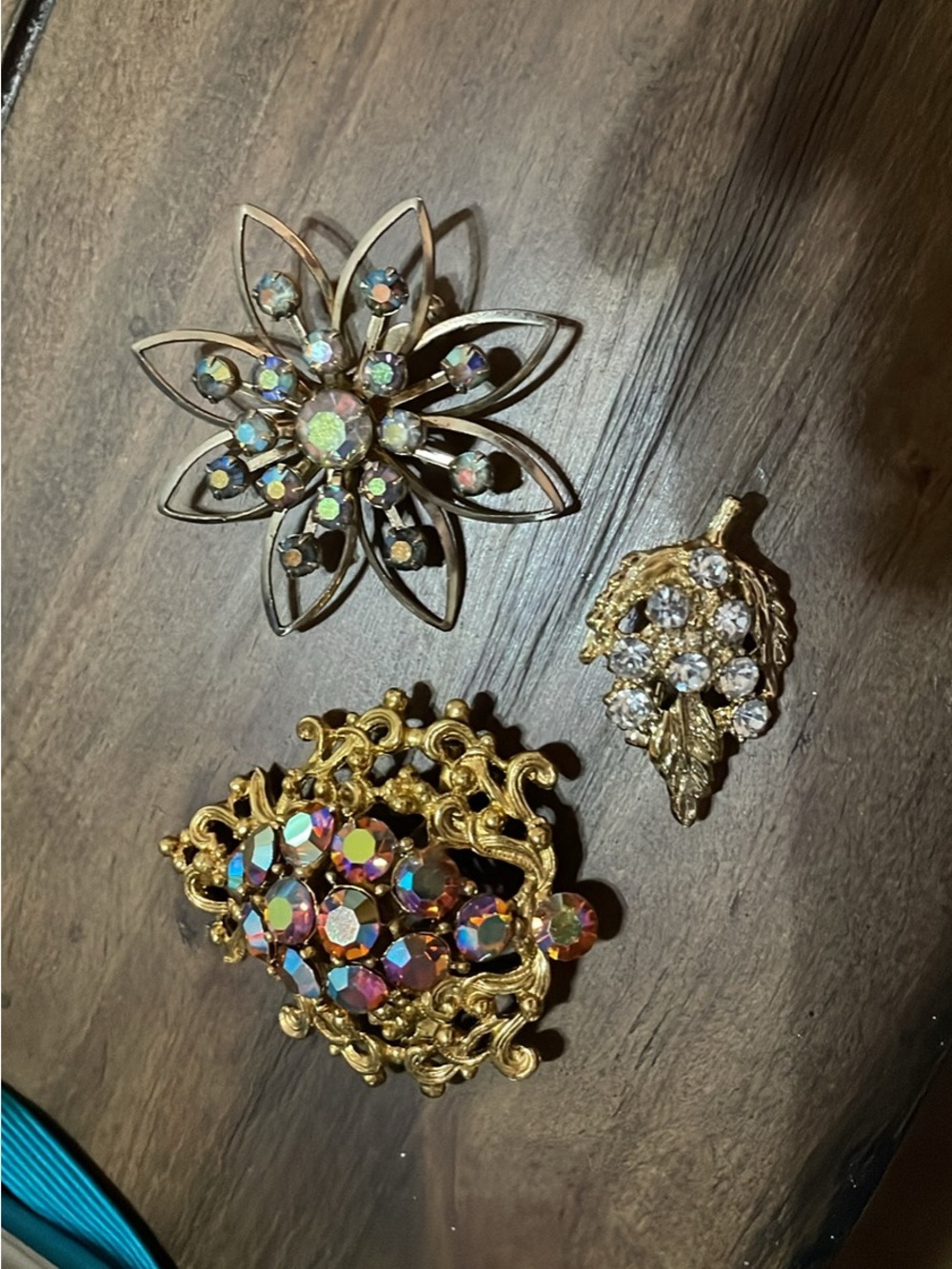 Rhinestone Brooch Set